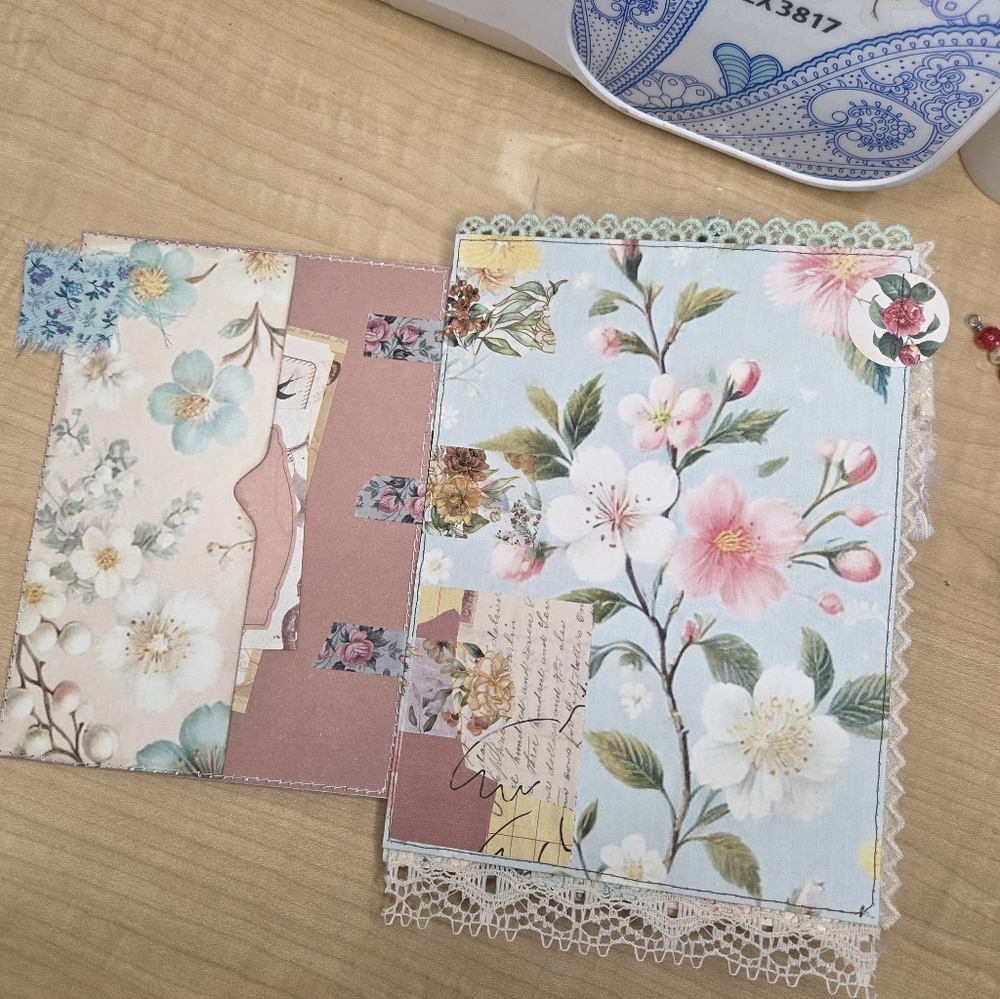 Handmade Wallpaper Print Inspired Digitals | TAB Binded JUNK JOURNAL - Picture 6 of 16